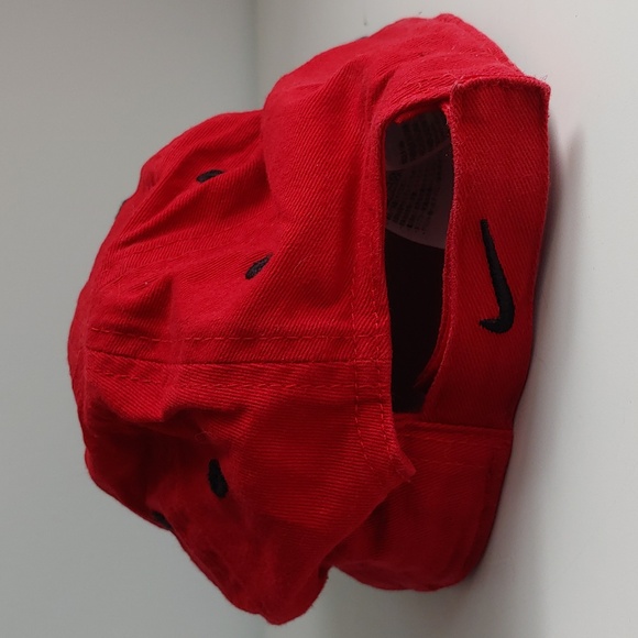 Kids Nike Hat - Picture 2 of 5